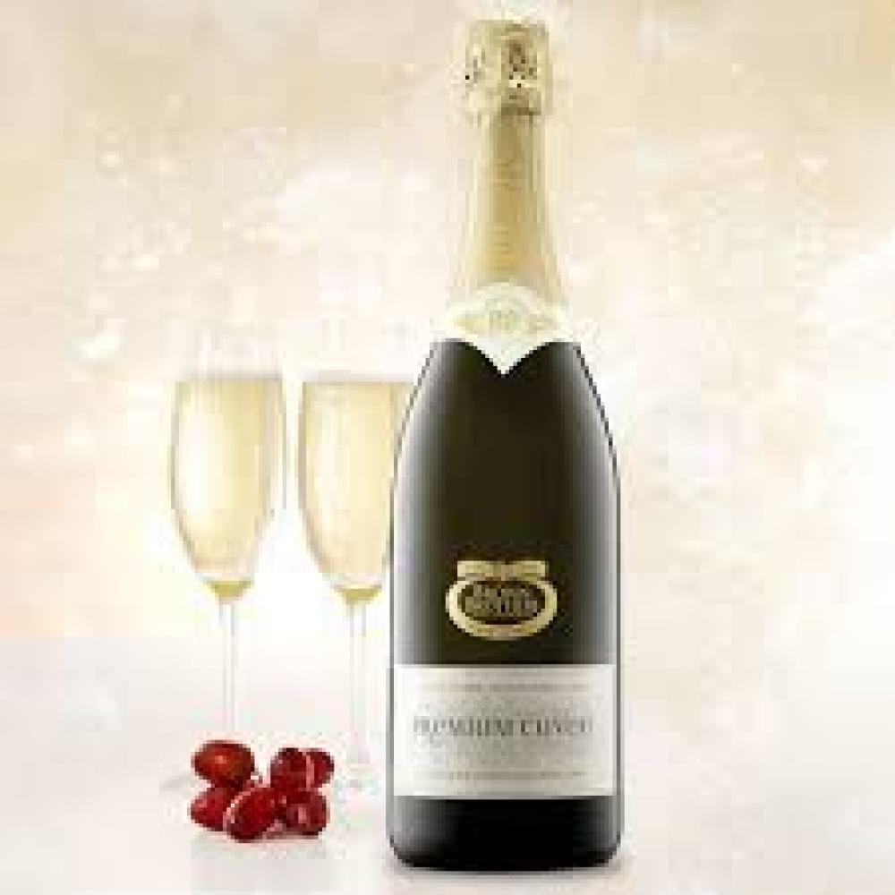 French Champagne â€“ Moet&Chandon Brut or equivalent