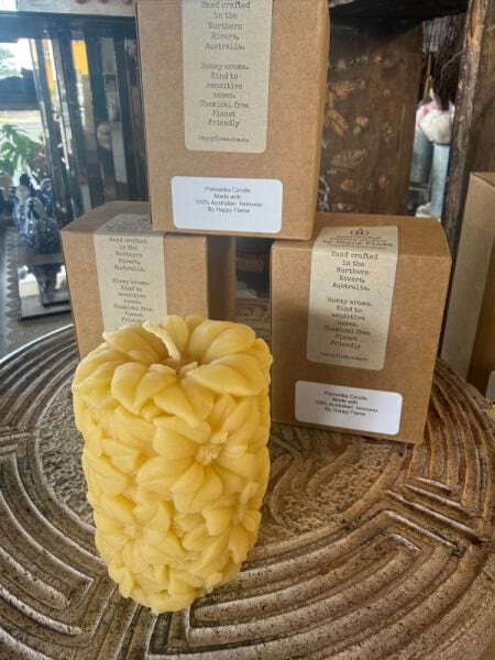 Happy Flame-Poinsettia Candle